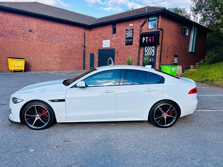 JAGUAR XE 2.0 d R-Sport 2017