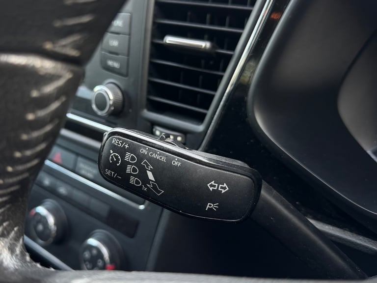 2014 SEAT Leon 1.2 TSI 110 SE 5dr HATCHBACK Petrol Manual