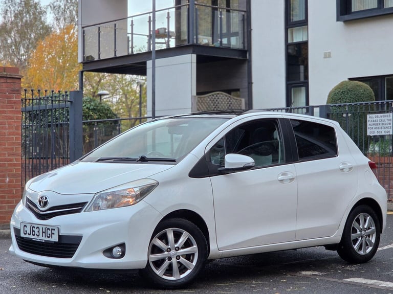 2013 Toyota Yaris 1.33 Dual VVT-i T Spirit Euro 5 5dr HATCHBACK Petrol Manual