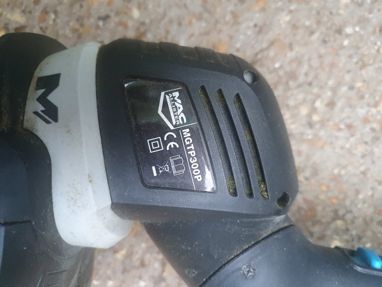 MAC ALLISTER GRASS STRIMMER