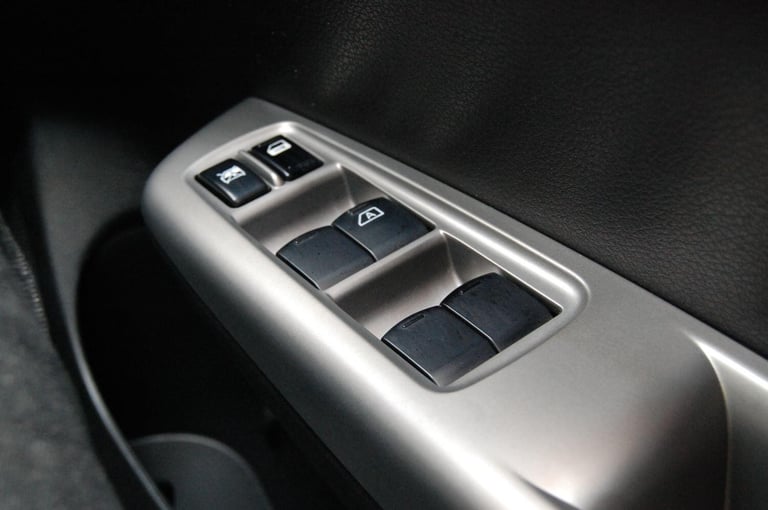 SUBARU IMPREZA IMPREZA 2.0GT Silver Auto Petrol 2009
