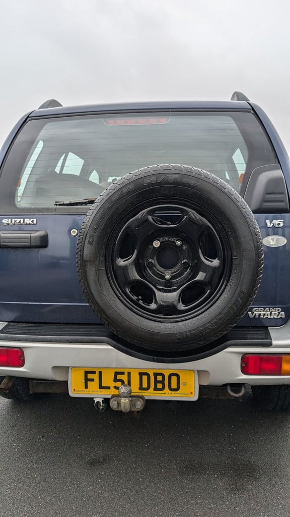 Suzuki vitara V6 2.5 petrol 