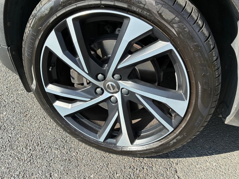 2020 Volvo XC40 2.0 D4 [190] R DESIGN Pro 5dr AWD Geartronic ESTATE Diesel Automatic