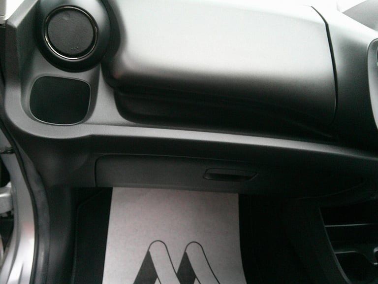 HONDA JAZZ 1.4 i-VTEC ES Plus 2014