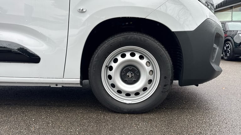 2024 Vauxhall Combo 1.5 Turbo D 2300 Prime XL Panel Van 6dr Diesel Manual LWB Euro 6 (s/s) (100 P...