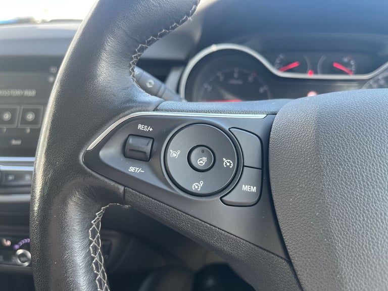 2022 Vauxhall Crossland Crossland 1.2T Ultimate 5dr Hatchback Petrol Automatic