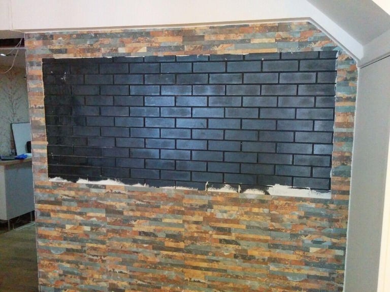 Painting, Decorating, Handyman, window/door, lock fixing/changing, General Builder, Tiling. Etc.