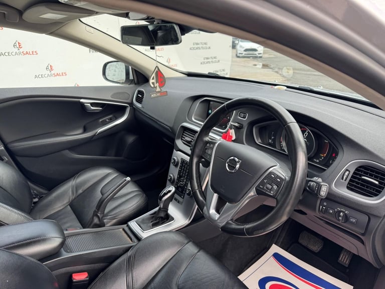 2016 Volvo V40 D3 [4 Cyl 150] Inscription 5dr Geartronic HATCHBACK DIESEL Automatic