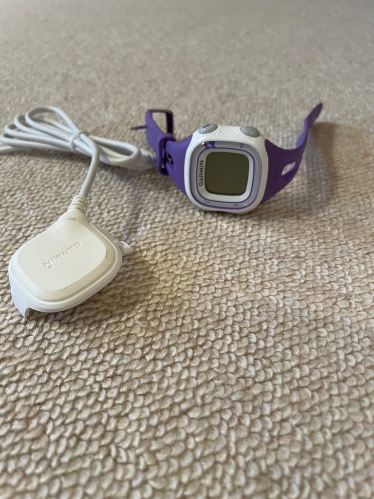 image for GPS running watch: Garmin Forerunner 10