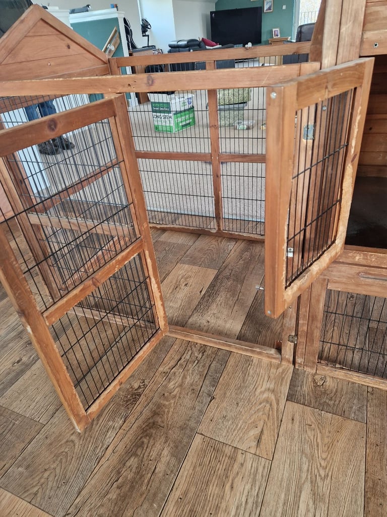Rabbit hutches, Outside run, Food & Accessories 