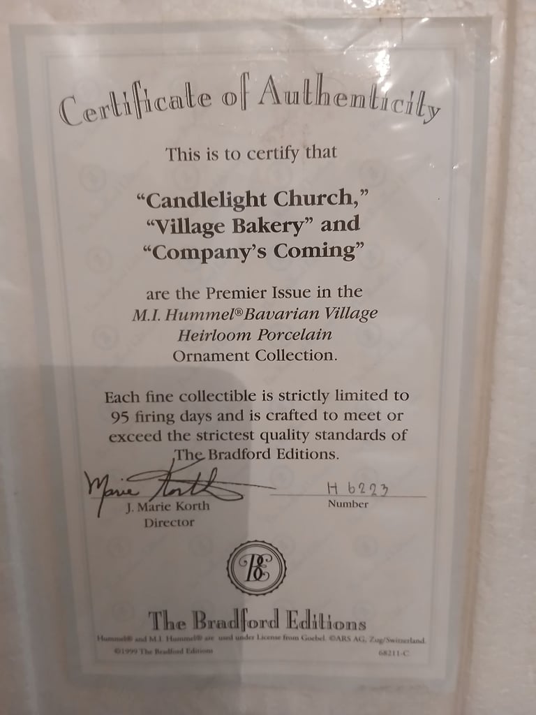 The Bradford Editions  ... M.I.Hummel collection ... Bavarian village 