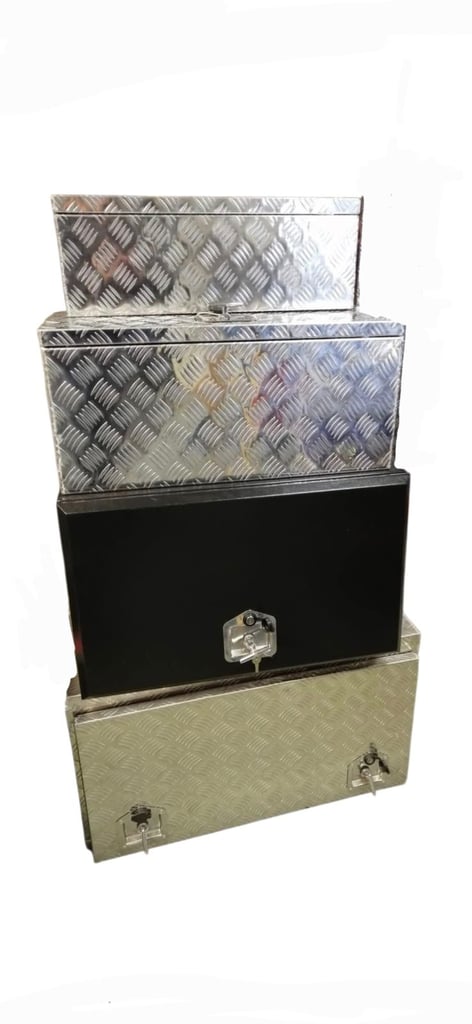 Aluminium Checker Plate toolboxes suit lorries trucks Trailers tractor recovery straps & parts