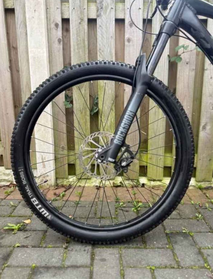 Voodoo Canzo Full Suspension Mountain Bike