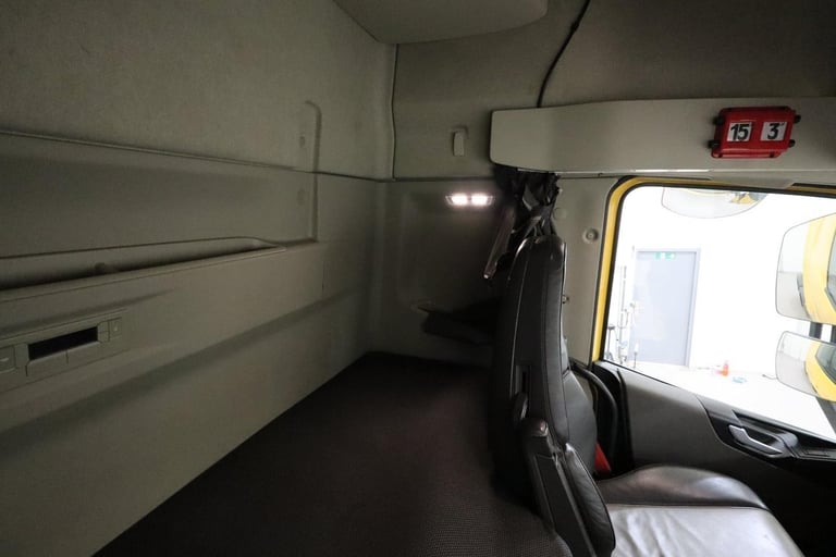 2019 (19 PLATE) Volvo FH460 6x2 Euro 6 Tractor Units