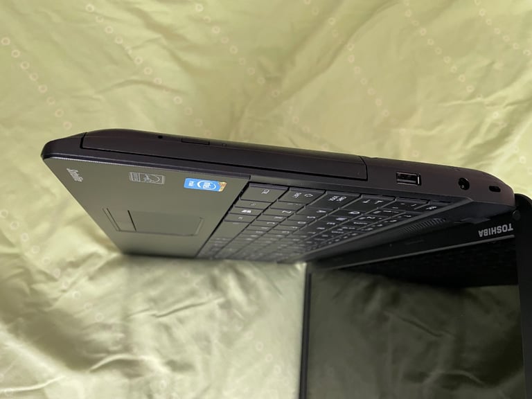 Laptop portable ,need New battery 
