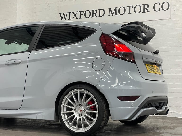 2016 Ford Fiesta 1.6T EcoBoost ST-200 Euro 6 3dr HATCHBACK Petrol Manual