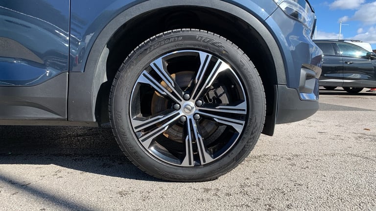 2022 Volvo XC40 1.5h T5 Recharge 10.7kWh Ultimate Bright SUV 5dr Petrol Plug-in Hybrid Auto SUV H...