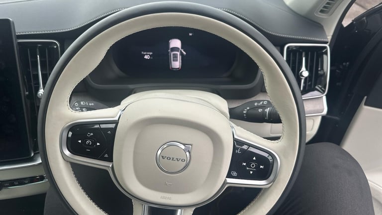 2025 Volvo XC90 2.0 B5 MHEV Ultra Bright Auto 4WD Euro 6 (s/s) 5dr ESTATE Petrol/Electric Hybrid ...