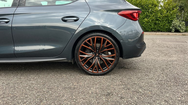 2024 Cupra Leon 1.4 eHybrid VZ2 Design Edition 5dr DSG HATCHBACK PETROL/ELECTRIC Automatic