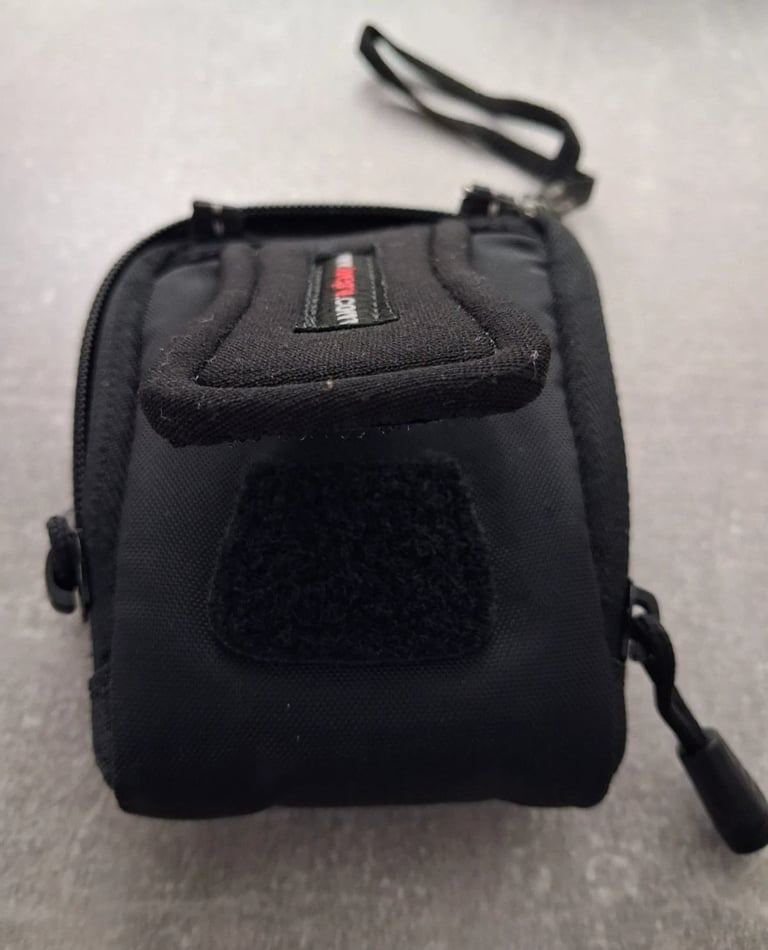 Olympus X-42 Digital Camera 12MP - Black - BOXED C/W ALL ACCESSORIES