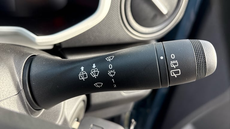 2025 Dacia Spring 27kWh Expression 65 48kW 5dr Auto Electric Hatchback Hatchback Electric Automatic