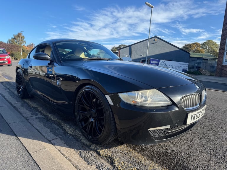 2009 BMW Z4 3.0si SE 2dr / RARE COUPE / ONE OF THE LAST Z4 COUPES PRODUCED