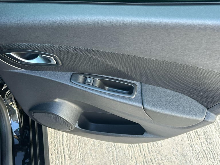 RENAULT CLIO 1.6 Renaultsport Nav 220 Trophy Auto 2017