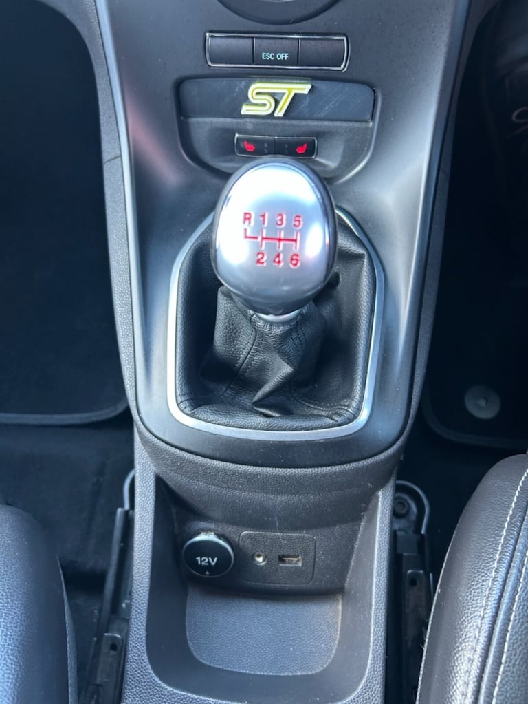 2014 Ford Fiesta 1.6T EcoBoost ST-2 3dr (182 ps) Hatchback Petrol Manual