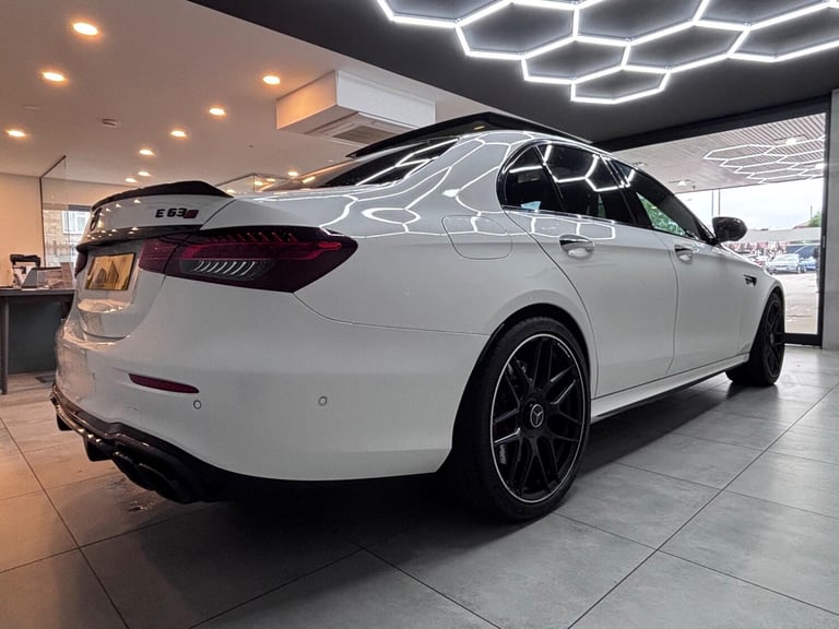2021 Mercedes-Benz E Class 4.0 E63 V8 BiTurbo AMG S Night Edition (Premium Plus) SpdS MCT 4MATIC+...