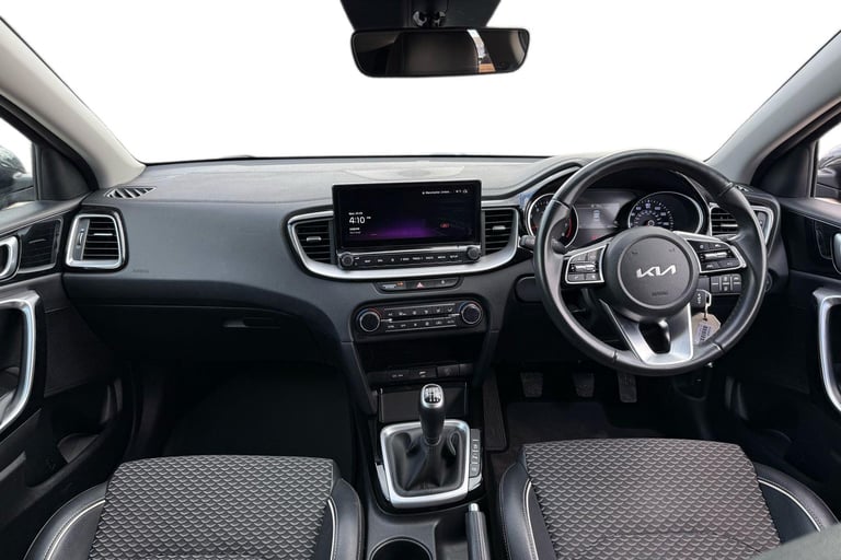 2023 Kia Ceed 1.5T GDi ISG 3 5dr Hatchback PETROL Manual