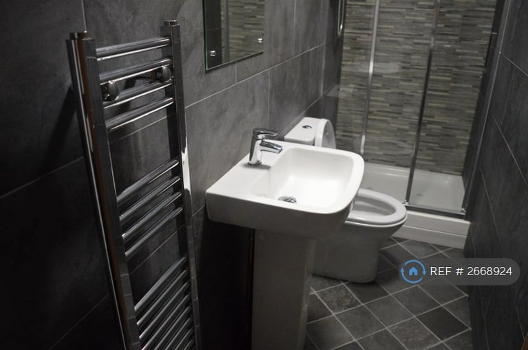 5 bedroom house in Cloister Street, Nottingham, NG7 (5 bed) (#2668924)