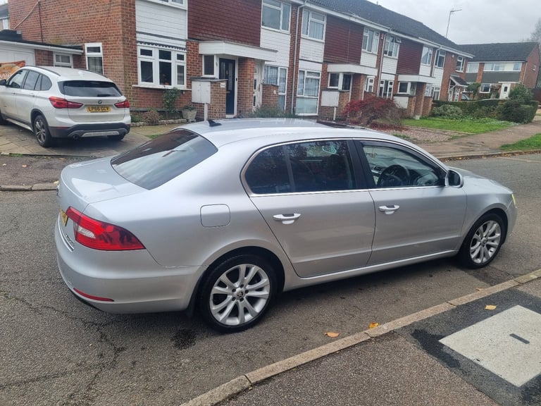 Skoda, SUPERB, Hatchback, 2014, Manual, 1968 (cc), 5 doors