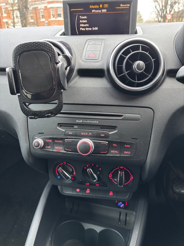 Audi, A1, Hatchback, 2011, Manual, 1197 (cc), 3 doors