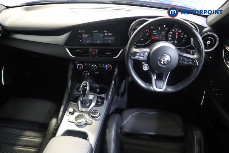 2022 Alfa Romeo Giulia 2.0 TB 280 Veloce [Performance brake] 4dr Auto Saloon Petrol Automatic