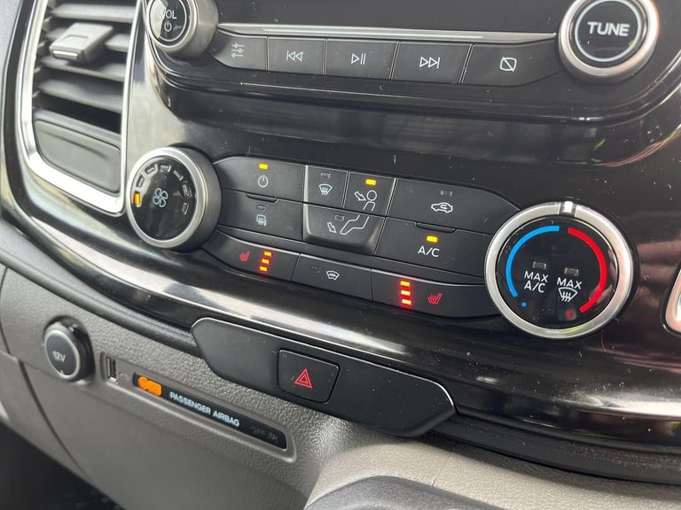 2019 Ford Transit Custom 300 L1 Double Cab in Van 2.0L 130PS Auto in Orange Glow