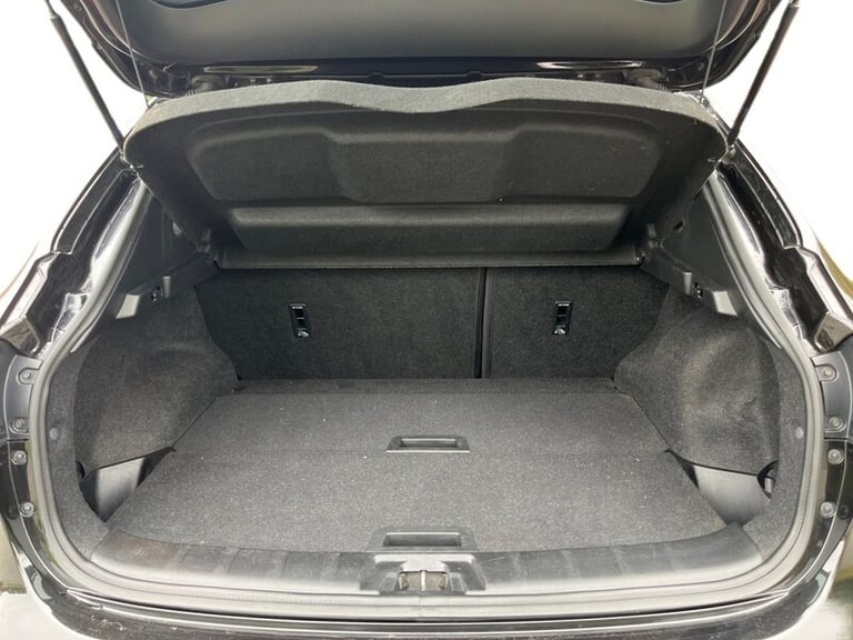 2015 Nissan Qashqai DIG-T Tekna SUV Petrol Manual