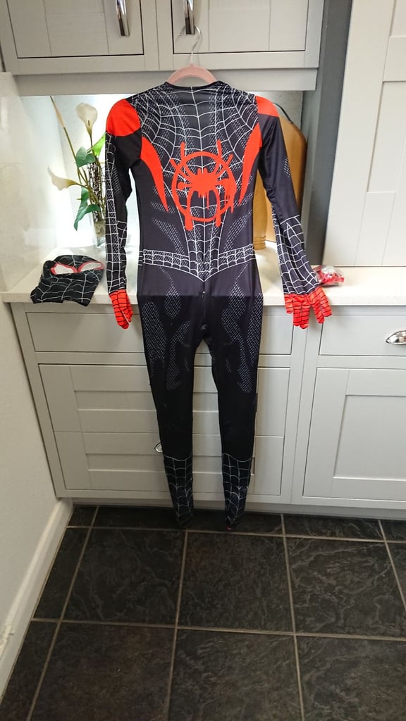 Spiderman costume 150cm new 