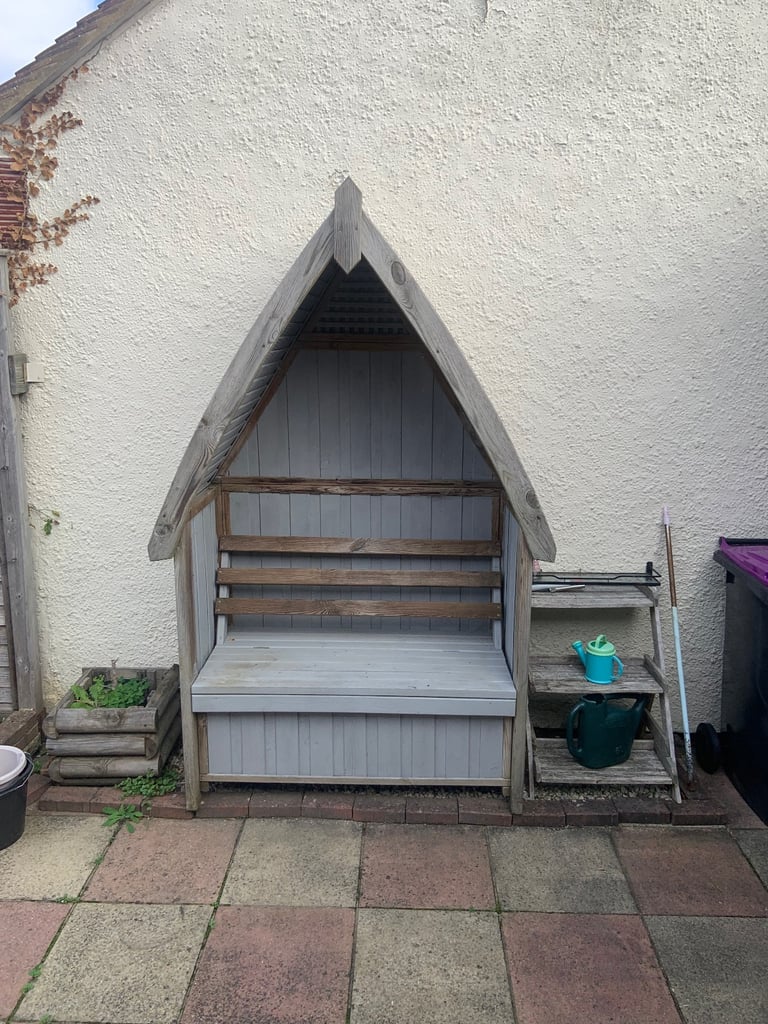 image for Garden lovers bench