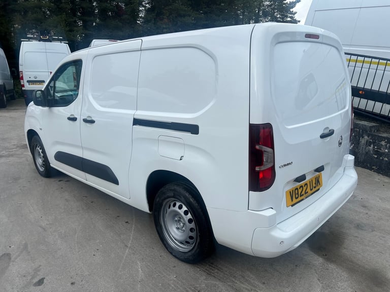 2022 Vauxhall Combo 2300 1.5 Turbo D 100ps H1 Sportive Van [6 Speed] PANEL VAN Diesel Manual