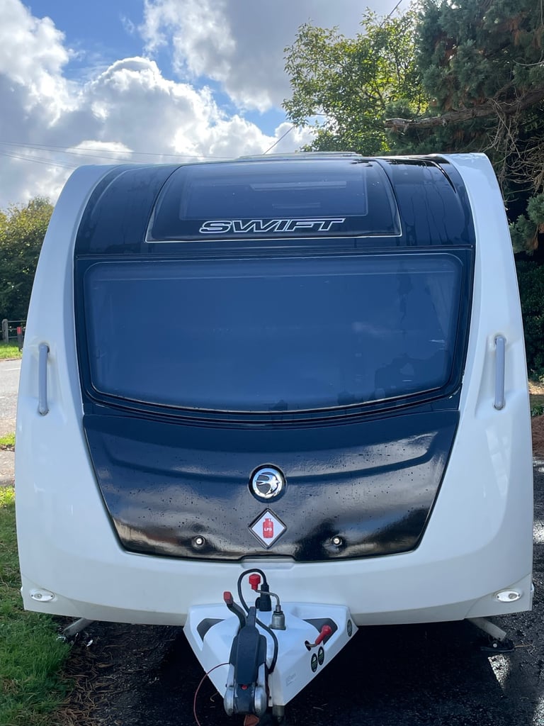 ** SOLD SOLD ** SWIFT FREESTYLE SE FB 