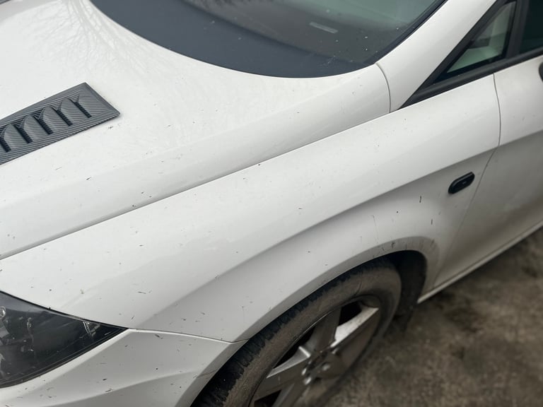 SEAT LEON MK2 FACELIFT IN WHITE LB9A FOR BREAKING / BUMPERS/LIGHTS ETC