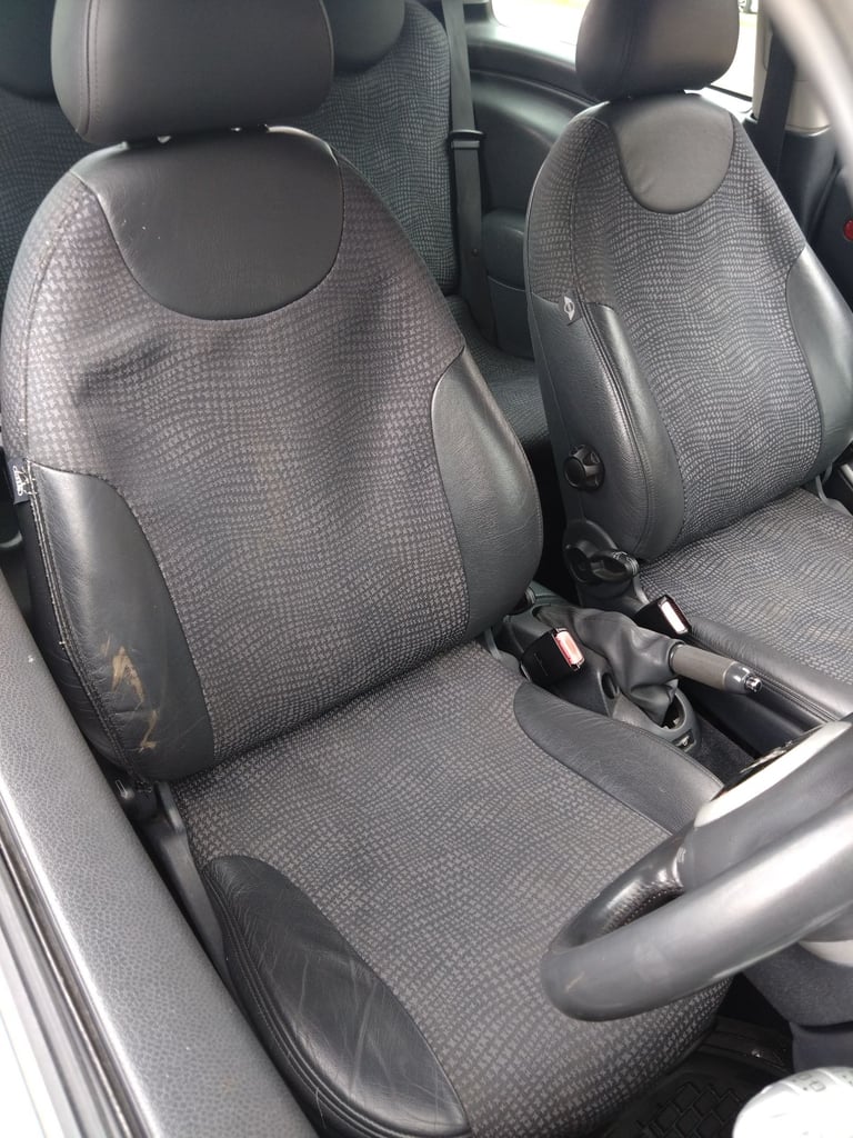 Mini, HATCHBACK, Hatchback, 2001, Manual, 1598 (cc), 3 doors