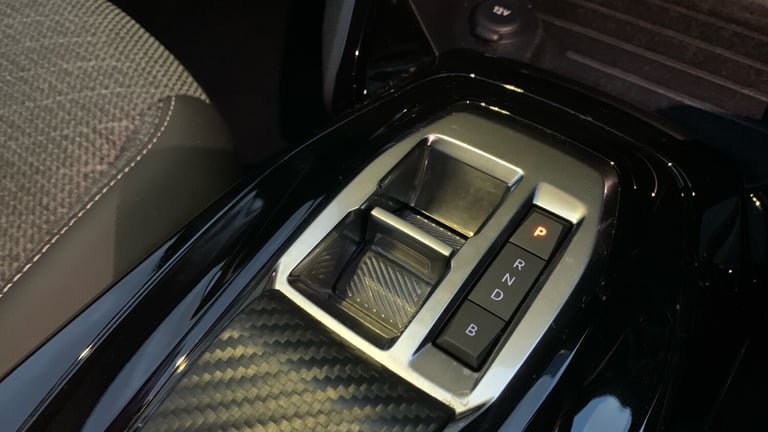 2024 Peugeot 208 50kWh E-Style Hatchback 5dr Electric Auto (7.4kW Charger) (136 ps) Hatchback Ele...