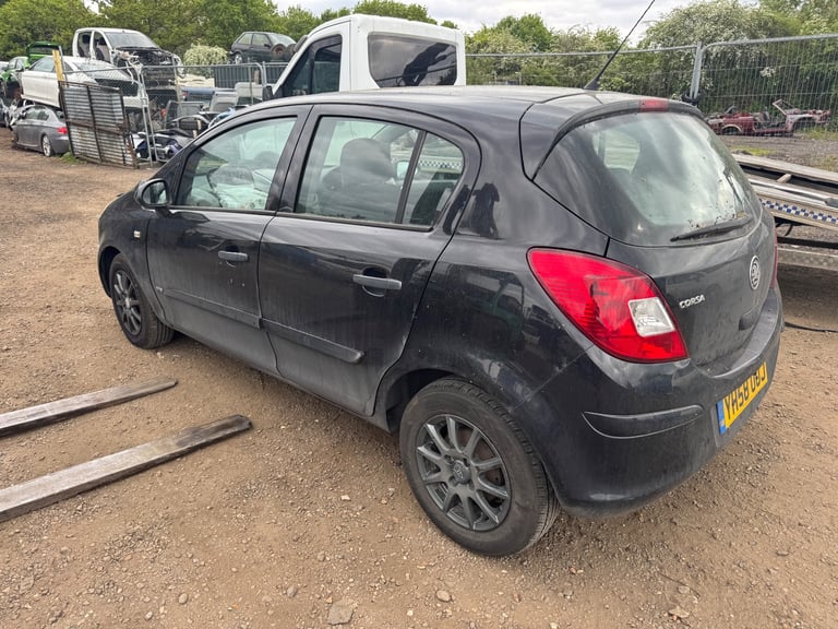 Vauxhall corsa D 1.2 2009 black BREAKING FOR PARTS 