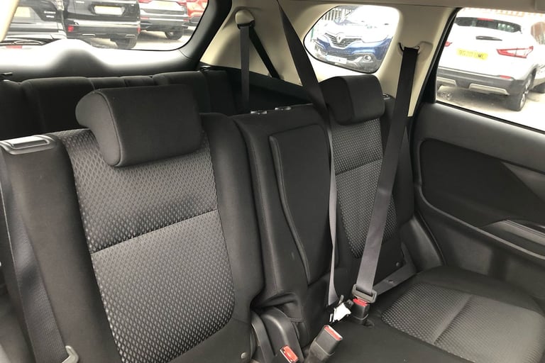 2018 Mitsubishi Outlander 2.2 DI-D 3 5dr Auto SUV DIESEL Automatic