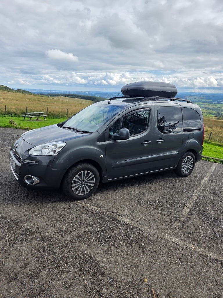 2015 PEUGEOT PARTNER CAMPER / DAY VAN . Beautiful van