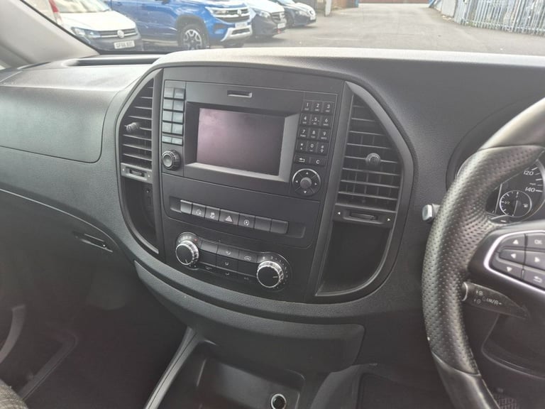 2018 67 MERCEDES-BENZ VITO 2.1 116 CDI BLUETEC SPORT CREW VAN DOUBLE CAB 5DR DIE