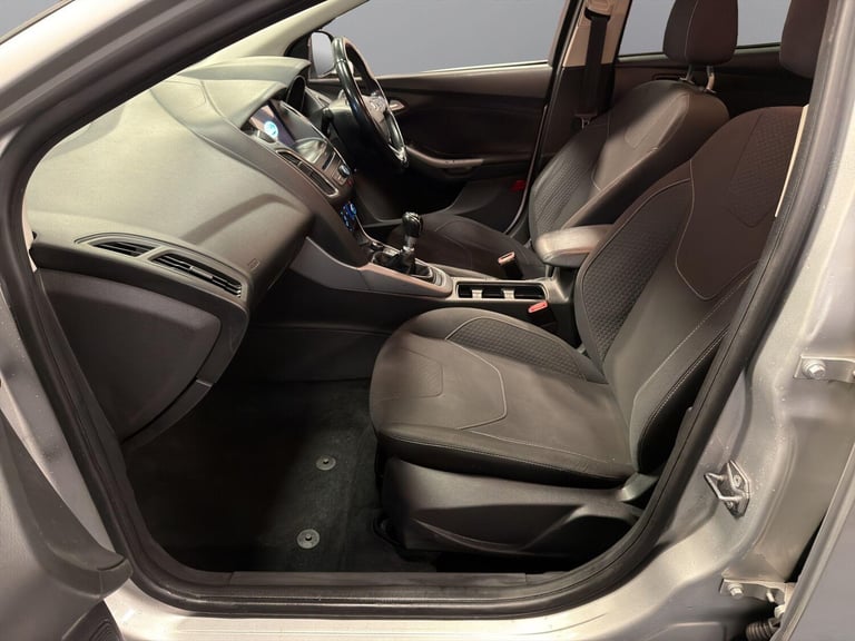 2017 Ford Focus 1.5 TDCi Zetec Edition Euro 6 (s/s) 5dr Diesel