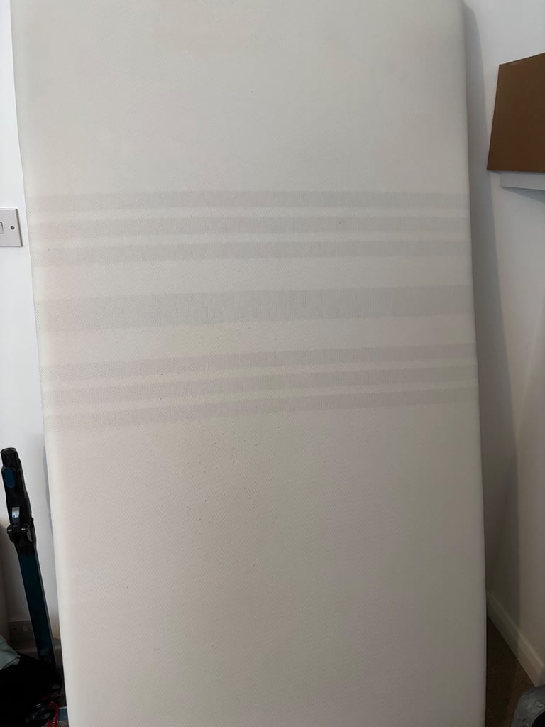 Standard single mattress