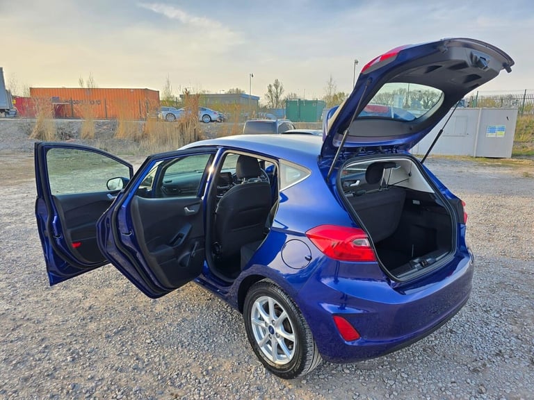 2018 Ford Fiesta 1.0T EcoBoost Zetec Auto Euro 6 (s/s) 5dr Hatchback Petrol Automatic